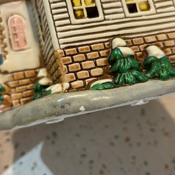 Vintage Colonial Village by Lefton Designed by Byron Wood‎ Church Village Decor - Picture 12 of 13